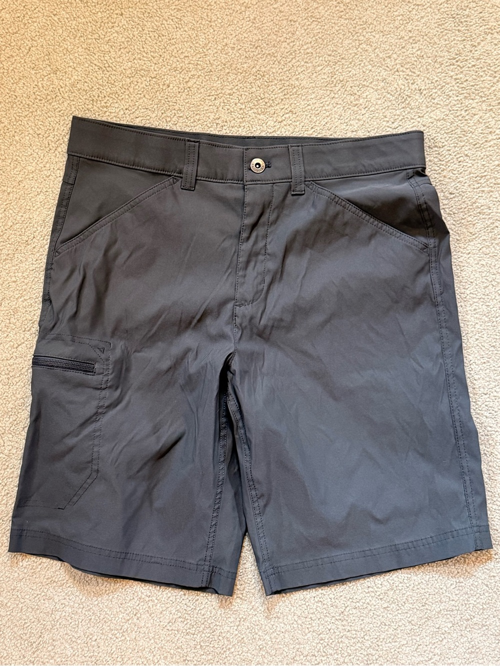 Eddie Bauer Men's Dark Grey Performance Cargo Shorts